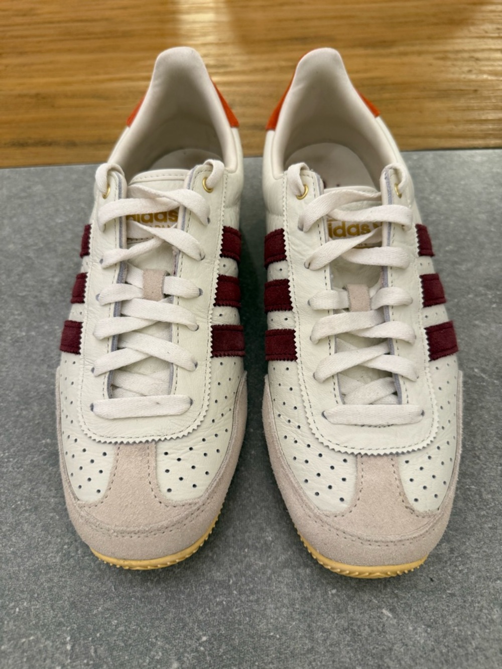 adidas Originals Japan VH Sneakers Off White Shadow Red Women’s Size 8.5 - Picture 2 of 10